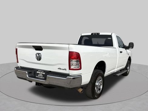 Used 2024 RAM 3500 Tradesman w/ Chrome Appearance Group AWD/4WD image 6