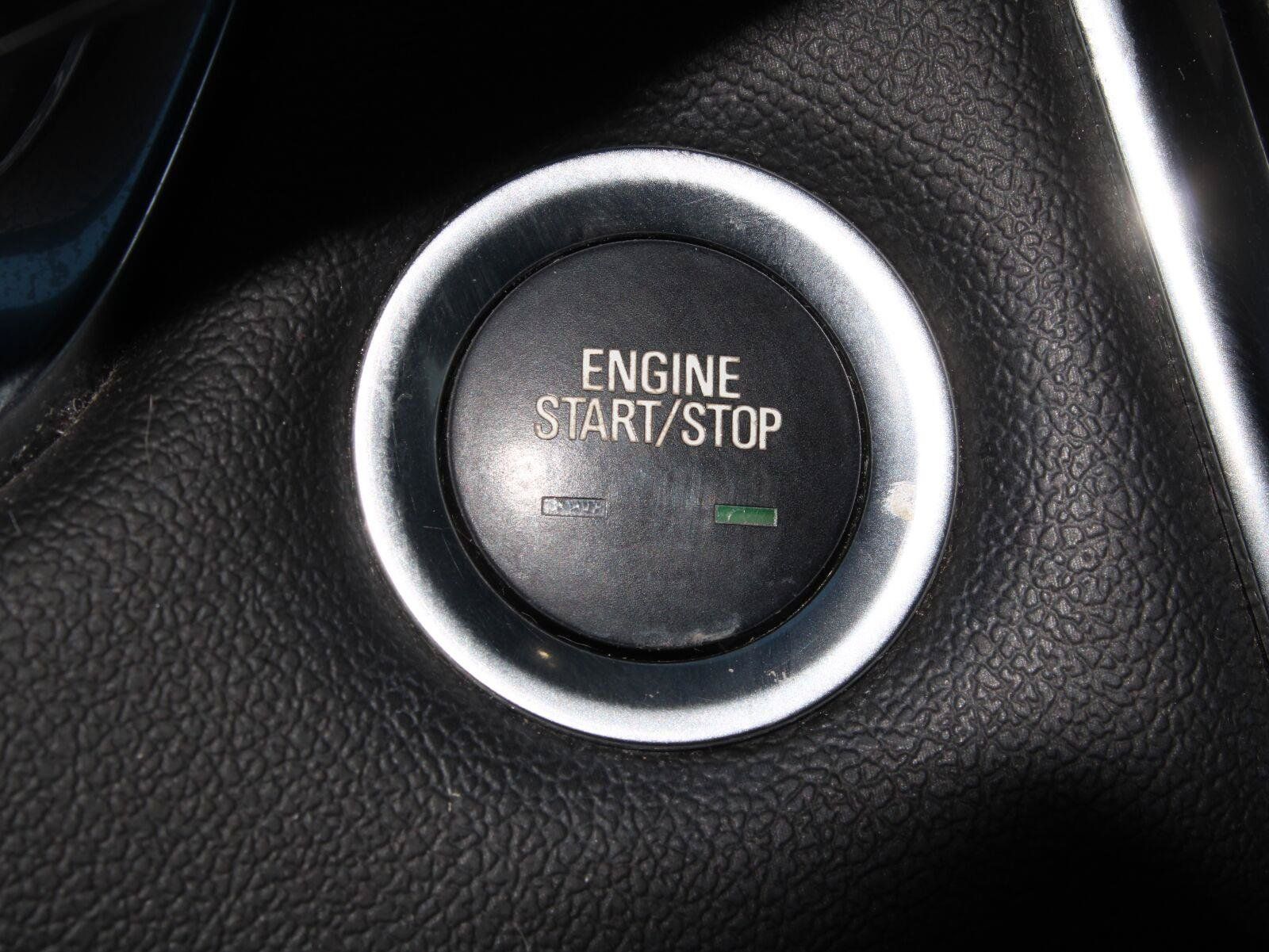 Used 2023 Chevrolet Traverse RS AWD/4WD image 13