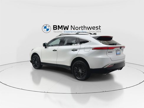 Used 2024 Toyota Venza Nightshade AWD/4WD image 12
