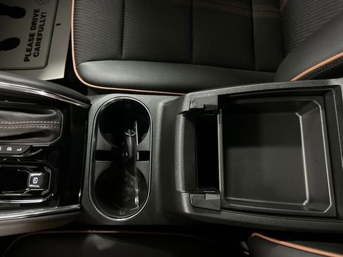 New 2026 GMC Canyon AT4 image 19