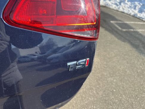 Used 2016 Volkswagen Golf SE w/ Lighting Package image 14