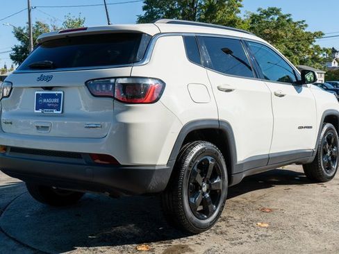 Used 2018 Jeep Compass Latitude w/ Cold Weather Group image 6