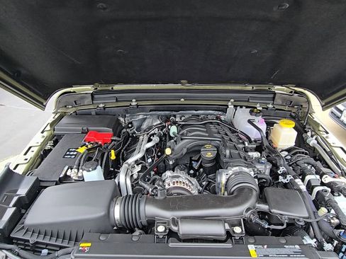 New 2026 Jeep Gladiator Sport image 5