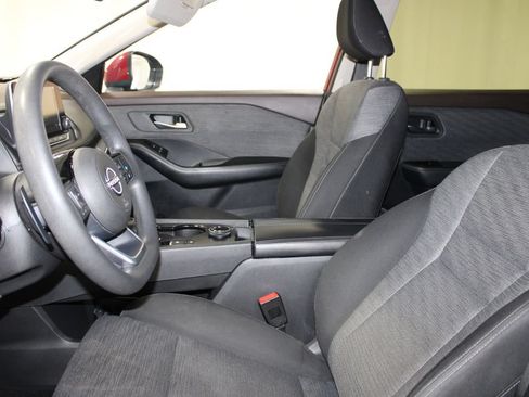 Used 2023 Nissan Rogue SV AWD/4WD image 14
