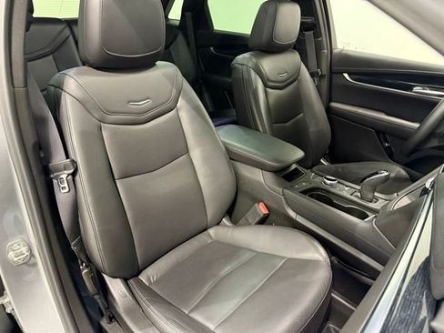 Certified 2025 Cadillac XT5 Premium Luxury AWD/4WD image 35