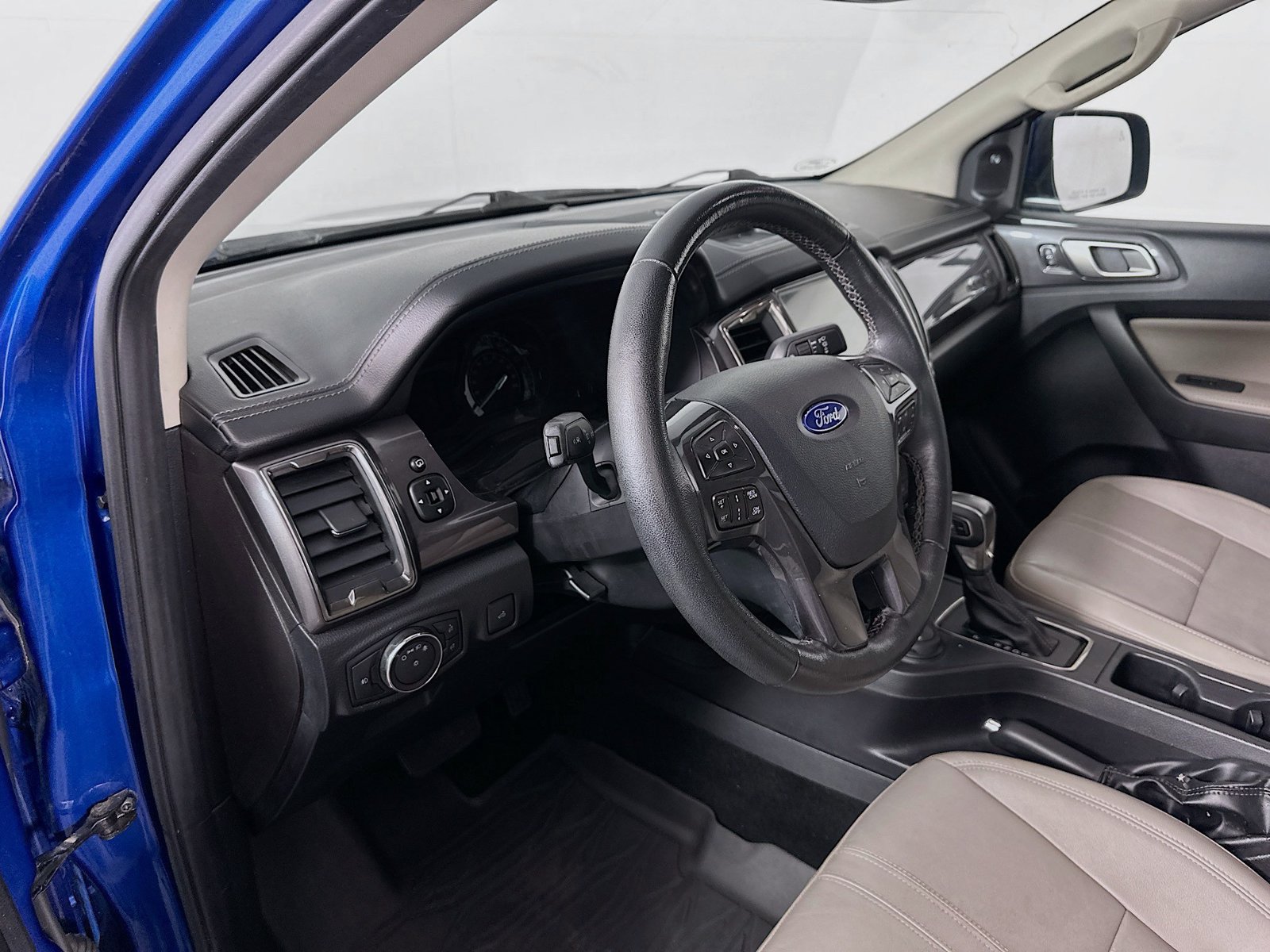 Used 2019 Ford Ranger Lariat w/ Equipment Group 501A Mid AWD/4WD image 9