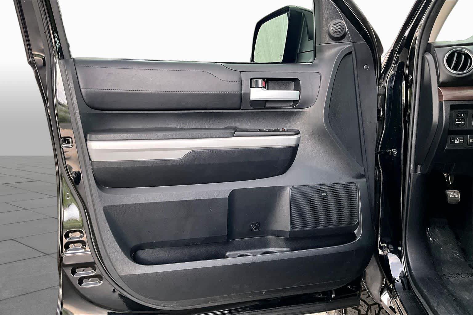 Used 2021 Toyota Tundra Limited w/ Limited Premium Package AWD/4WD image 22