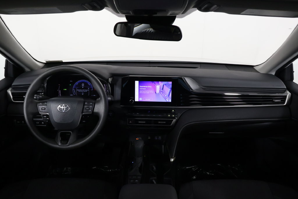 Used 2026 Toyota Camry LE FWD image 8
