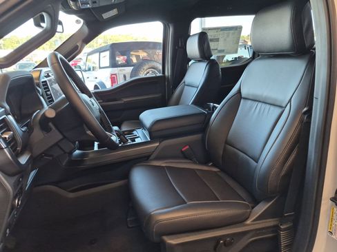 New 2025 Ford F150 Lariat w/ Equipment Group 501A Mid image 14