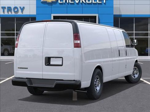New 2026 Chevrolet Express 2500 Extended w/ Driver Convenience Package RWD image 4