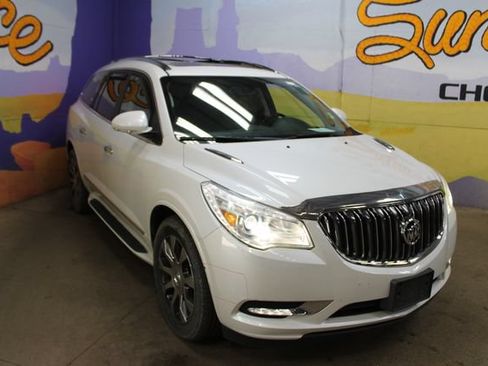 Used 2017 Buick Enclave Leather AWD/4WD image 2