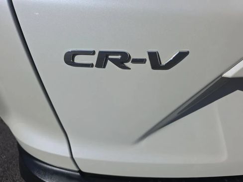 Used 2017 Honda CR-V Touring image 17