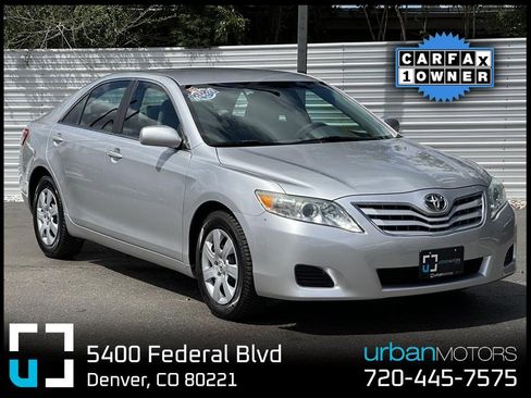 Used 2011 Toyota Camry FWD image 1