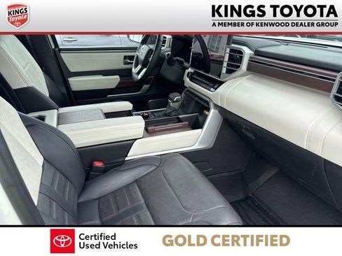 Used 2024 Toyota Sequoia Capstone AWD/4WD image 8