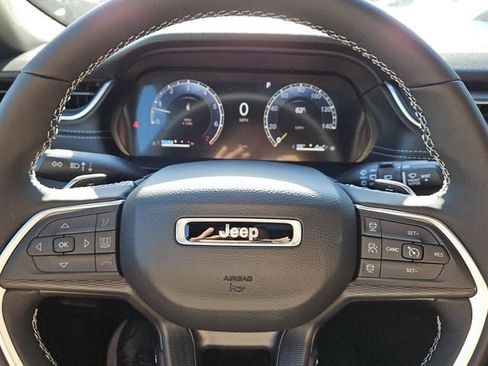 New 2026 Jeep Grand Cherokee Laredo X AWD/4WD image 22