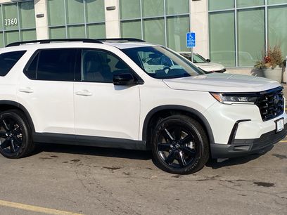 Certified 2025 Honda Pilot Black Edition
