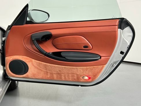Used 1999 Porsche Boxster image 14