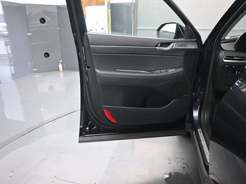 Used 2023 Hyundai Palisade Limited FWD image 12