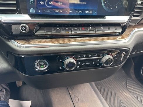 Used 2023 Chevrolet Silverado 1500 RST image 20