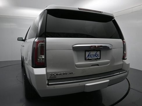 Used 2019 GMC Yukon XL Denali w/ Denali Ultimate Package AWD/4WD image 26