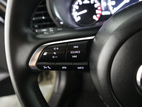 Certified 2025 MAZDA MAZDA3 Carbon AWD/4WD image 28
