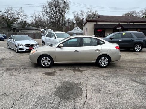 Used 2010 Hyundai Elantra GLS image 4