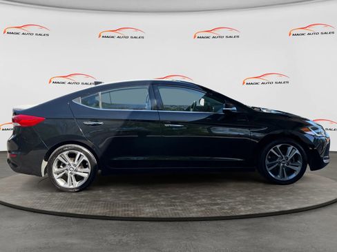 Used 2017 Hyundai Elantra Limited w/ Limited Tech Package 08 FWD image 6