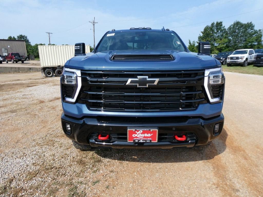 New 2026 Chevrolet Silverado 2500 LTZ w/ LTZ Plus Package AWD/4WD image 9