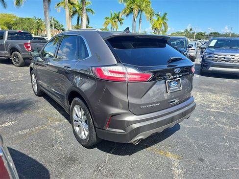 Used 2022 Ford Edge Titanium image 4
