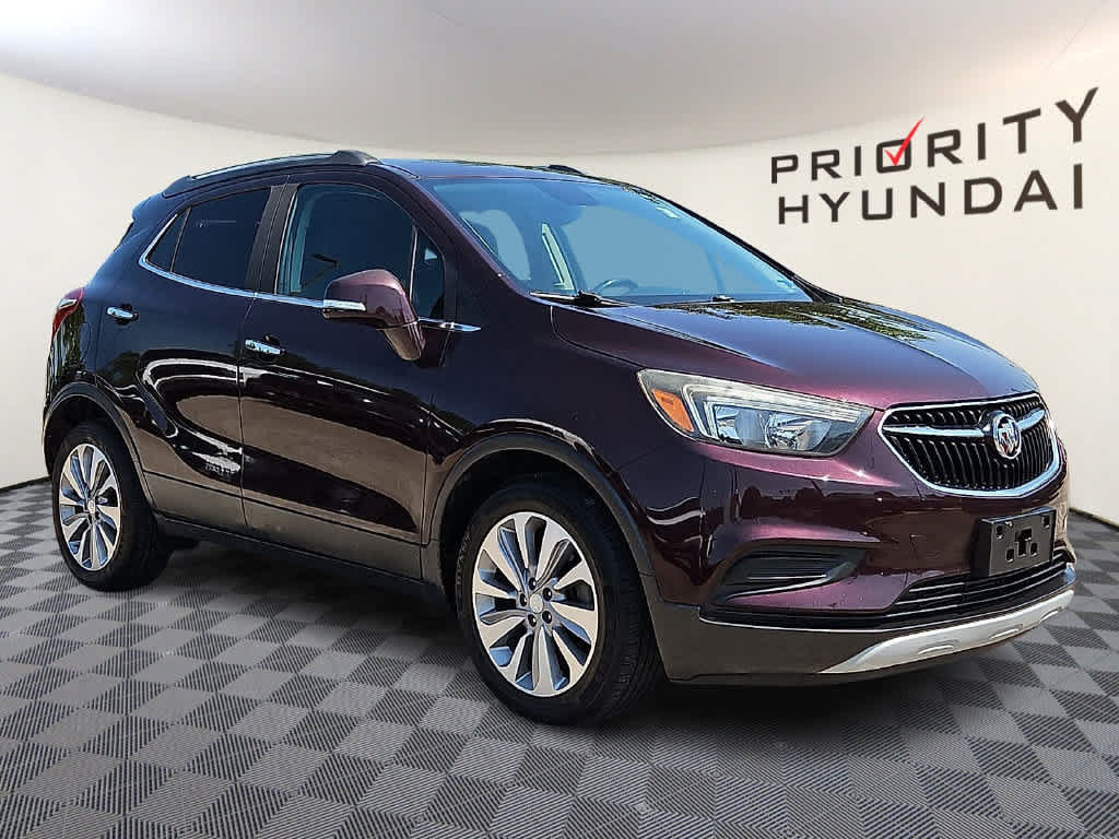 Used 2018 Buick Encore Preferred FWD image 3