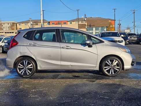 Used 2018 Honda Fit EX image 8