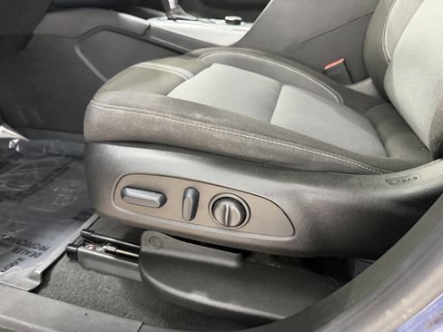 Used 2023 Chevrolet Blazer LT w/ Convenience Package image 36