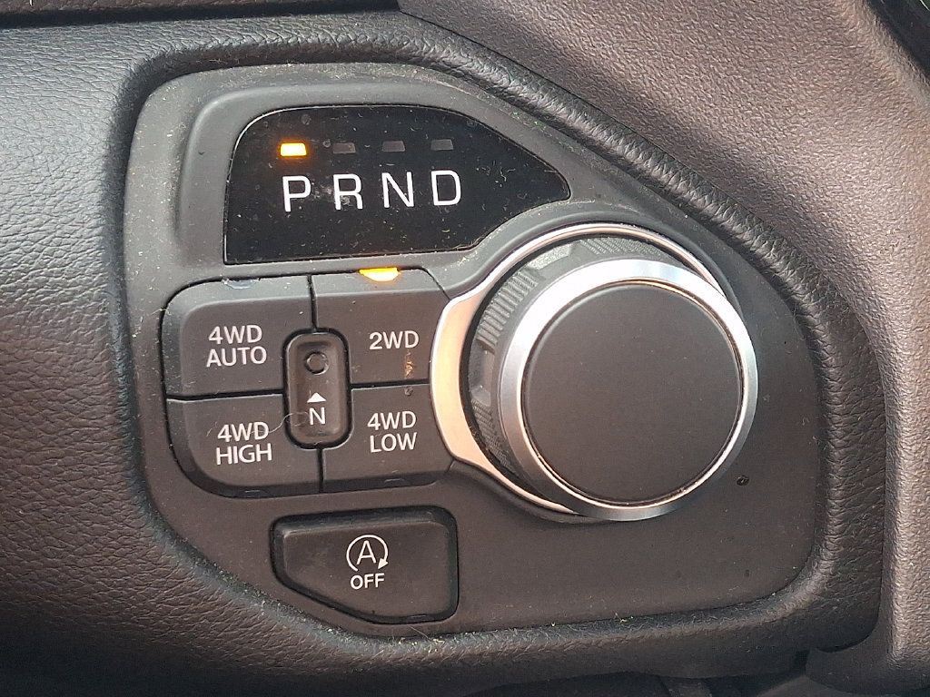Used 2025 RAM 1500 Big Horn AWD/4WD image 16