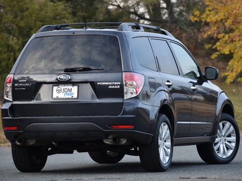 Used 2012 Subaru Forester 2.5X Premium w/ All-Weather Pkg image 5