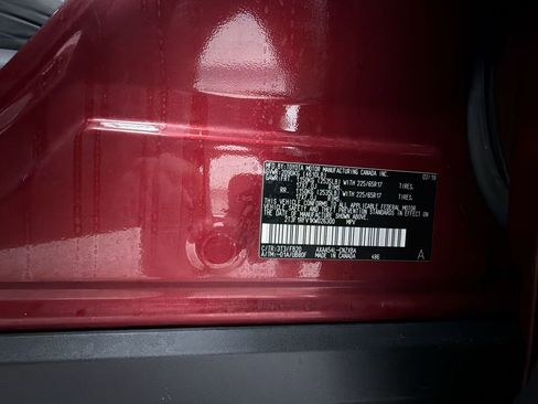 Used 2019 Toyota RAV4 LE image 15