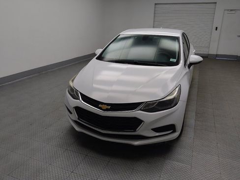 Used 2016 Chevrolet Cruze LT FWD image 15