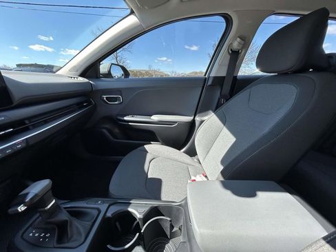 Certified 2025 Kia K4 LXS image 29