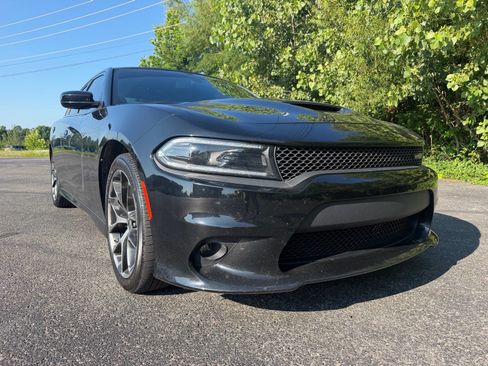 Used 2022 Dodge Charger GT RWD image 4
