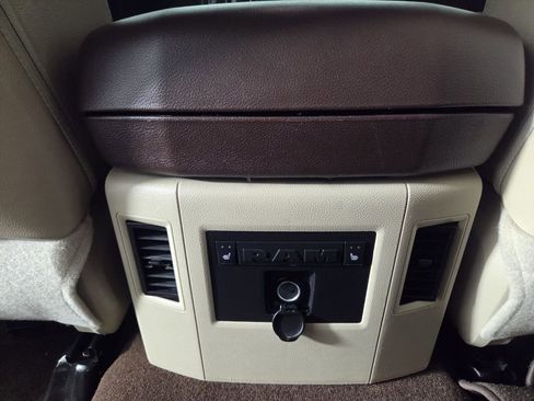 Used 2015 RAM 1500 Laramie w/ Convenience Group RWD image 26