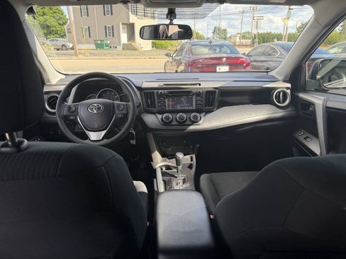 Used 2016 Toyota RAV4 LE AWD/4WD image 21