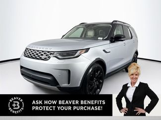 Used 2024 Land Rover Discovery S video 1