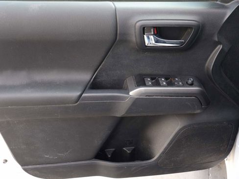 Used 2023 Toyota Tacoma SR5 image 7