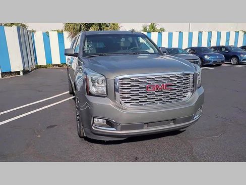 Used 2018 GMC Yukon XL Denali w/ Denali Ultimate Package image 36