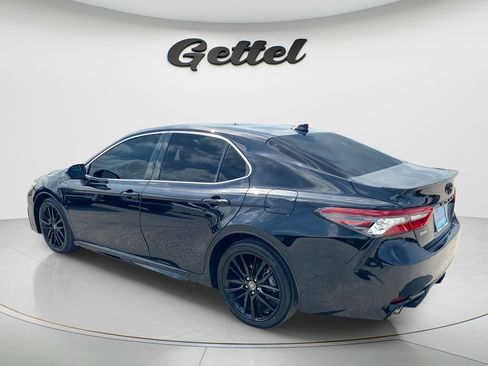 Used 2023 Toyota Camry XSE FWD image 7