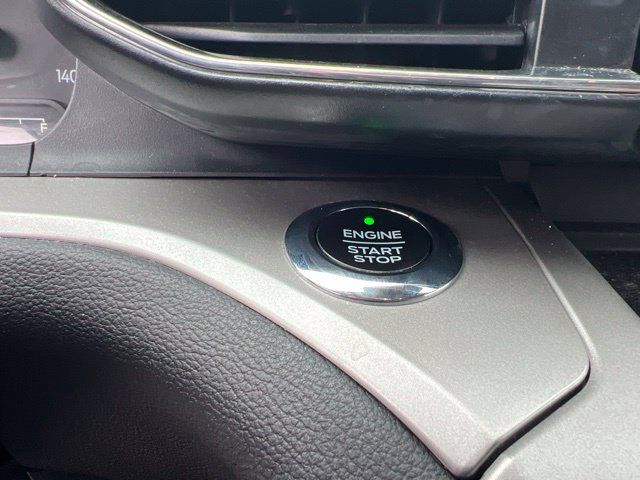 Used 2021 Ford Explorer XLT w/ Equipment Group 202A AWD/4WD image 23