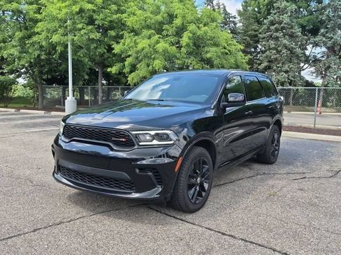 Used 2023 Dodge Durango GT AWD/4WD image 7