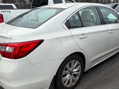 Used 2016 Subaru Legacy 2.5i Premium w/ Moonroof Package image 5