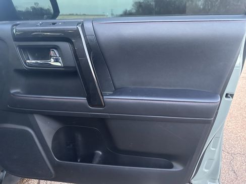 Used 2023 Toyota 4Runner TRD Off-Road Premium w/ Moonroof Package image 25