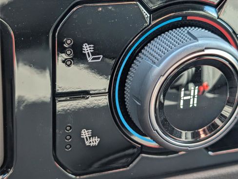 Certified 2025 Chevrolet Silverado 1500 RST w/ LPO, Dark Essentials Package image 24