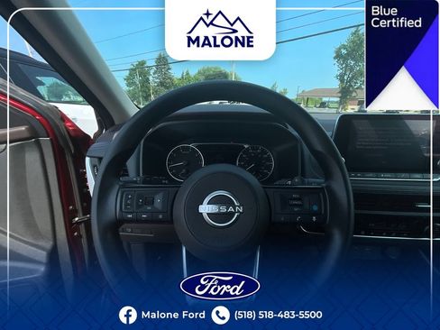 Used 2023 Nissan Rogue SV AWD/4WD image 19